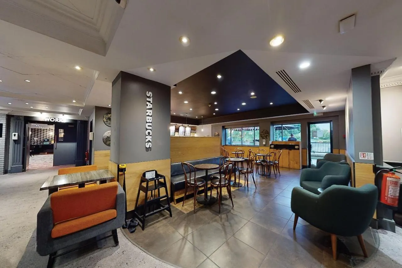 Village Hotel Leeds North 3*, Leeds (West Yorkshire)