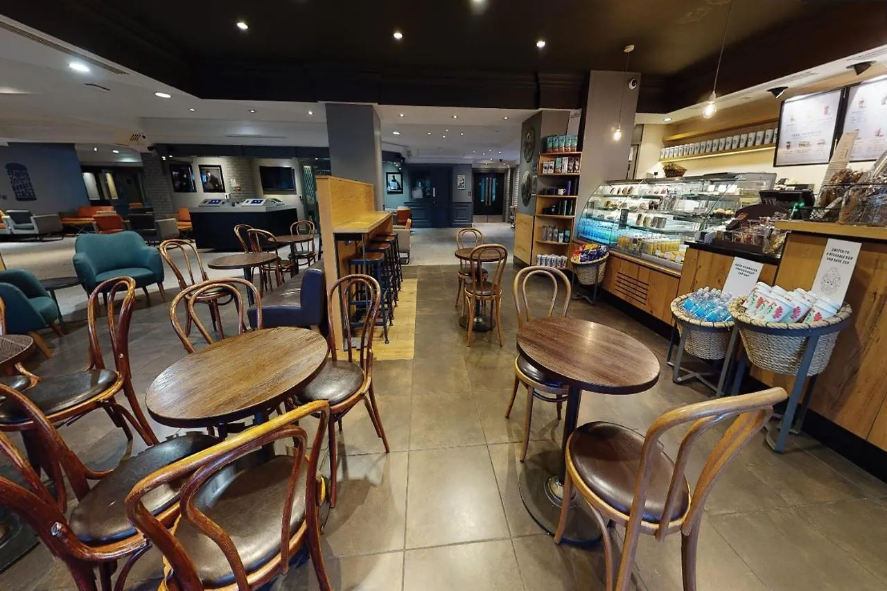 Village Hotel Leeds North 3*, Leeds (West Yorkshire)